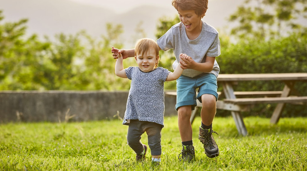 亚马逊(AMZN.US)扩展汽车业务，试点全流程二手车电商